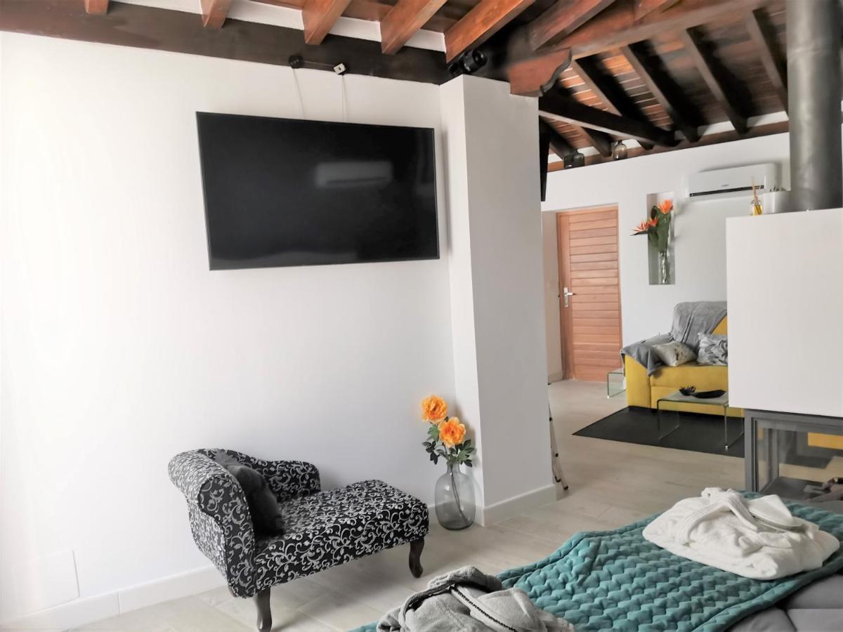 Fg Albayzin Apartamento Deluxe Con Terraza Vistas Y Parking Gratis Appartement Granada Buitenkant foto