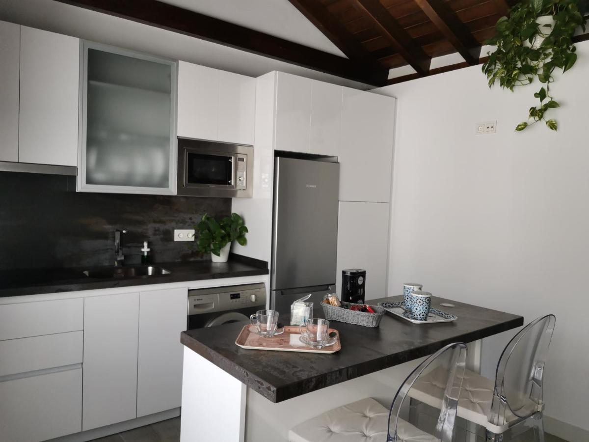 Fg Albayzin Apartamento Deluxe Con Terraza Vistas Y Parking Gratis Appartement Granada Buitenkant foto