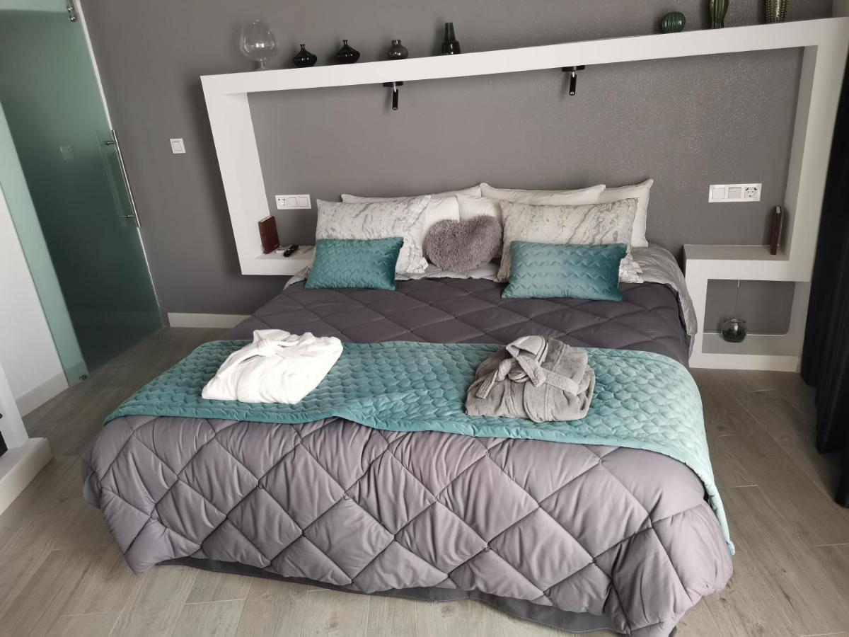 Fg Albayzin Apartamento Deluxe Con Terraza Vistas Y Parking Gratis Appartement Granada Buitenkant foto
